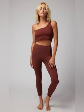 Spiritual gangster ribbed burgundy workout set
